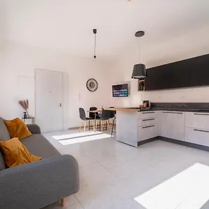https://shiny-home-verona.hotelinveneto.com